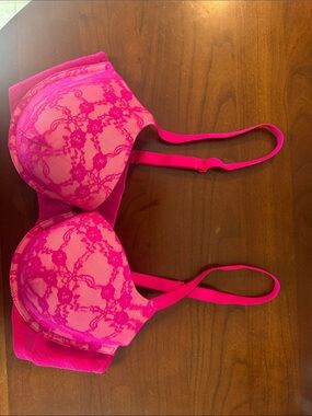 Victoria's Secret Hot Pink Lace Push-Up Bra